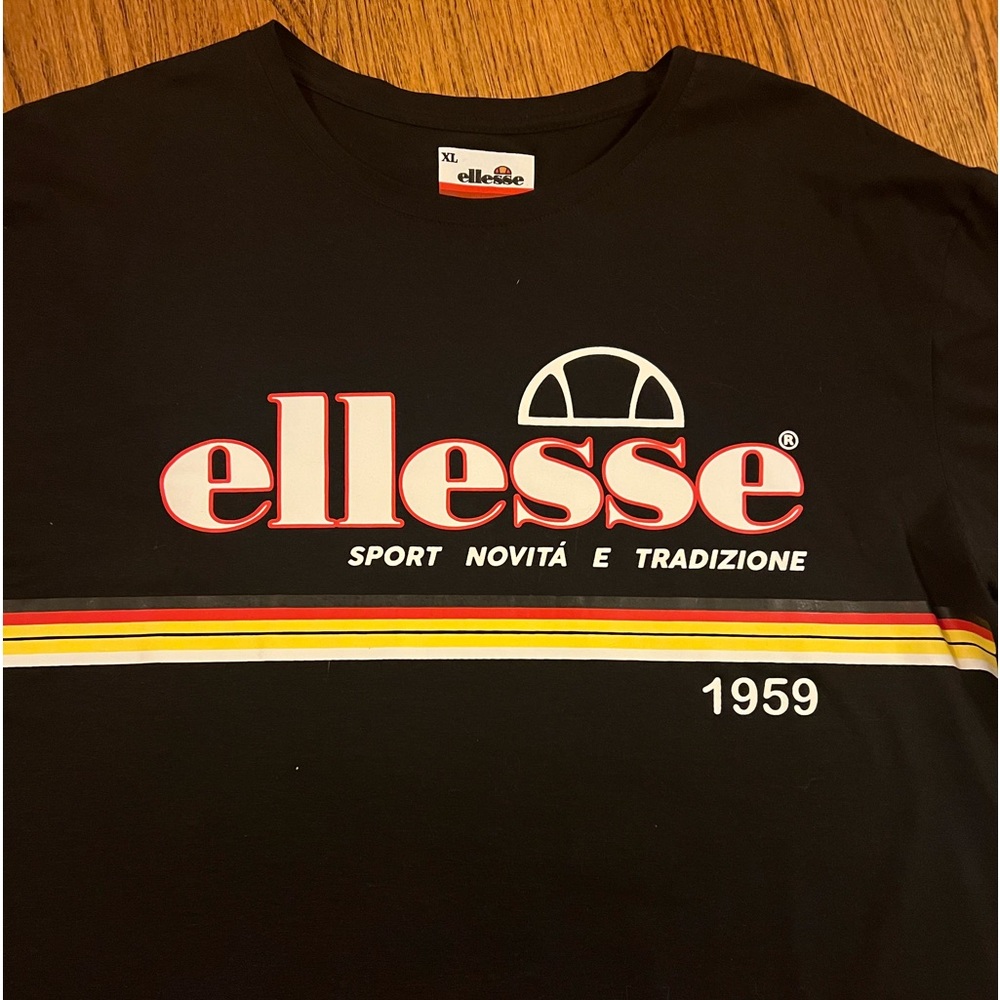 Ellese T-shirt